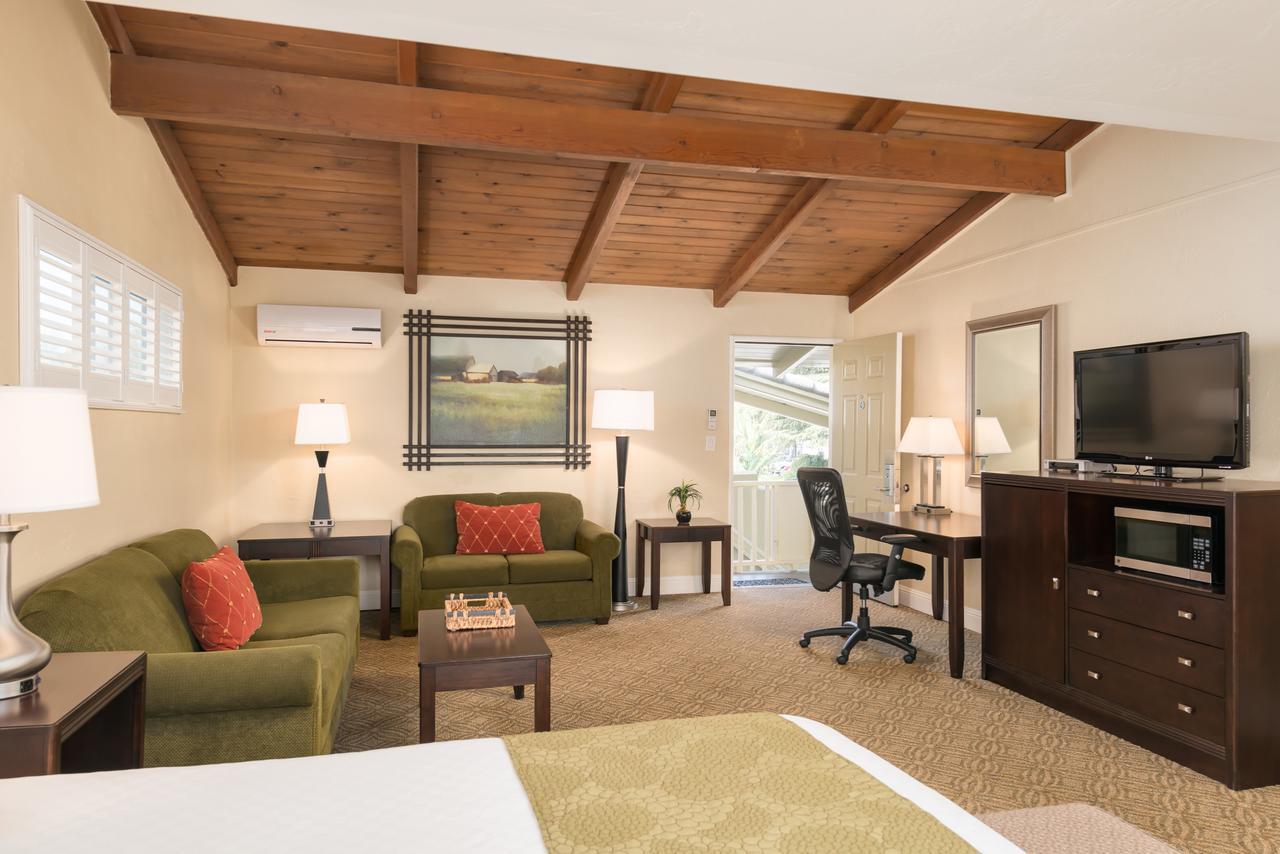 Country Inn Motel Palo Alto  Kültér fotó